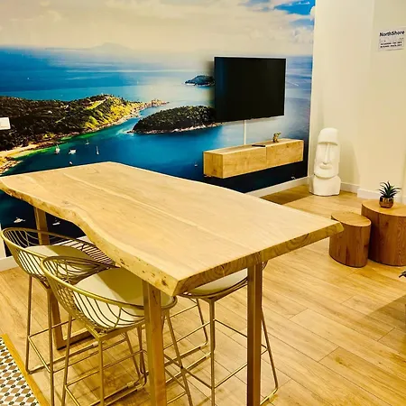 North Shore 2 דירה *